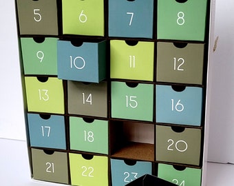 Cardboard DIY Fill-Your-Own Countdown Box / Holiday Advent Calendar | Boho Inspired Colors