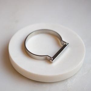 Minimalist Silver Horseshoe Bar Bracelet, Silver Equestrian Bar Bracelet, Silver Shackle Bracelet, Silver Horseshoe Bracelet, D Bar Bracelet