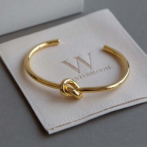 Gold Knot Bracelet, Minimalist Knot Bracelet, Gold Knot Cuff Bracelet, Tie Knot Bracelet, Minimalist Cuff Bracelet, Gold Stacking Bracelet