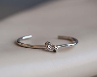 Minimalist Silver Knot Cuff Bracelet, Silver Cuff Bracelet, Tie Knot Bracelet, Minimalist Cuff, Minimalist Bracelet, Stacking Bracelet