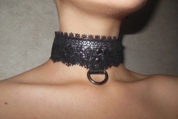 collier ras de cou soumission collier ras de cou soumission