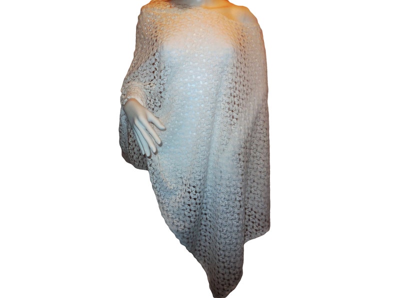 Lace Poncho Asymetrical off shoulder white Summer Style