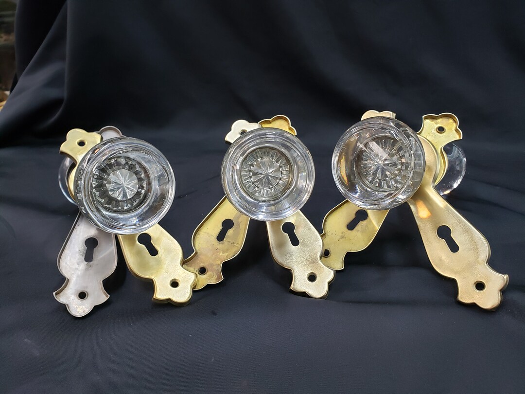 Set of 3 Round Lead Crystal Door Knobs with Brass Back Plates Etsy.de