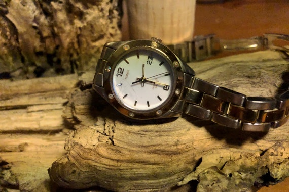 ladies indiglo watches