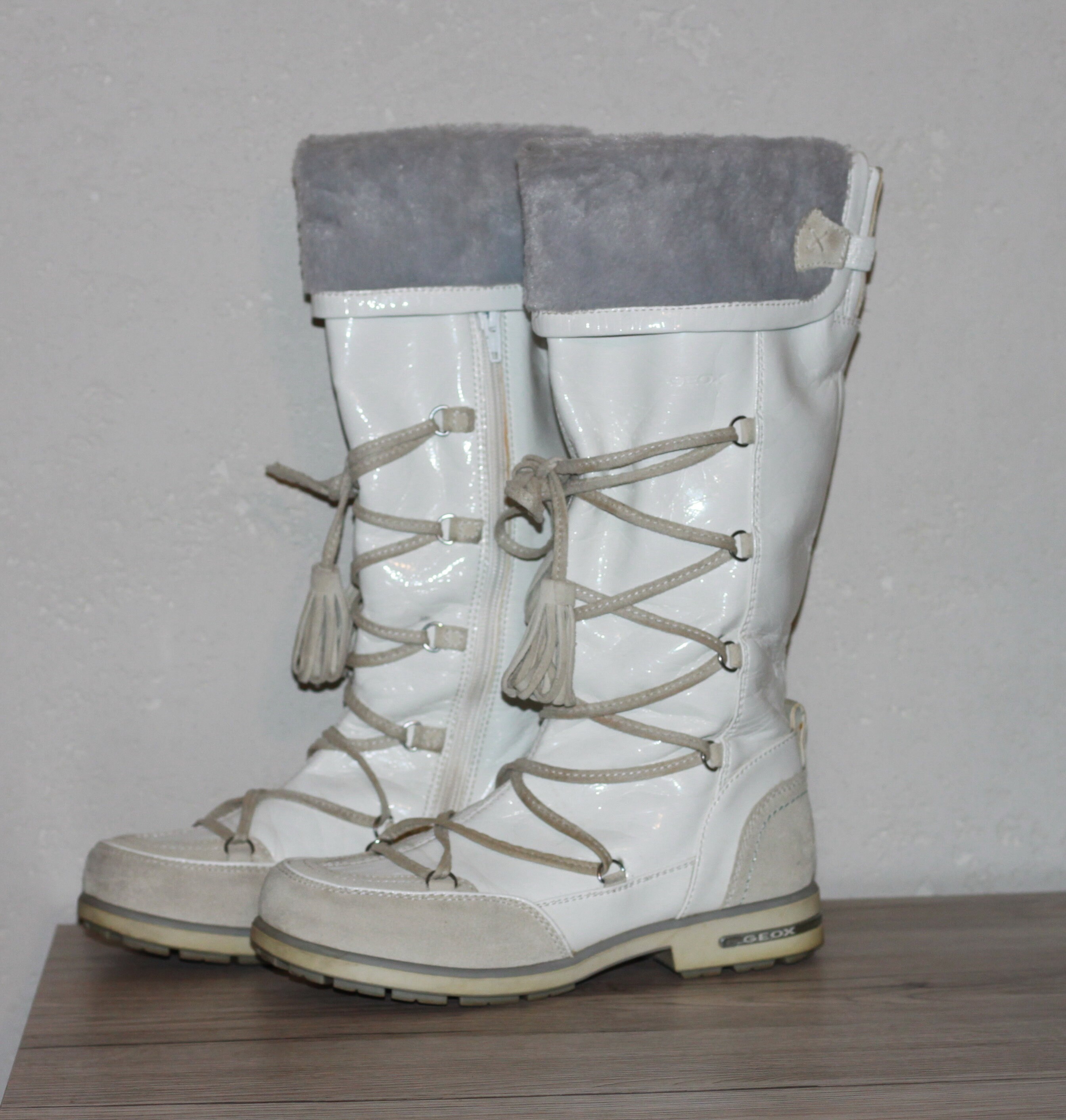 Vintage Geox White Patent Leather Lace-up Boots Size EU 37