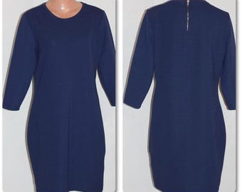 Vestido azul marino ajustado hasta la rodilla con elástico y mangas 3/4, talla L