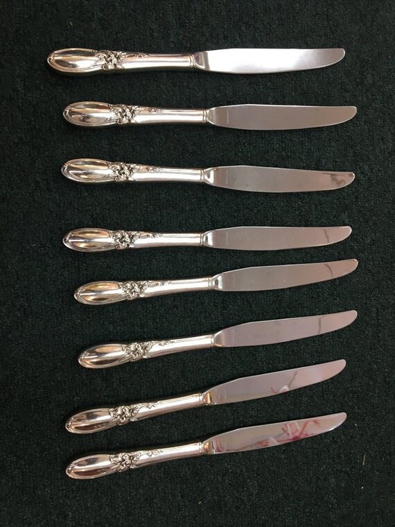 Oneida Community White Orchid 1953 Set of 4 9 3//8/" Dinner Knives four