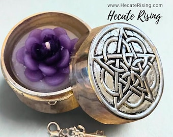 Pentagram Antique Finish Silver Container with Tealight and Mini Key Charm
