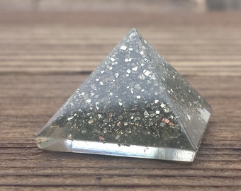 Small (25-30mm) PYRITE Orgone Gemstone Pyramid Small Pyramid Orgone