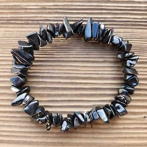 SHUNGITE  Stone Gemstone Stretchy Chip Bracelet
