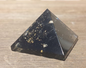 Small (25-30mm) BLACK TOURMALINE Orgone Gemstone Pyramid Small Pyramid Orgone