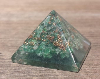 Small (25-30mm) JADE Orgone Gemstone Pyramid Small Pyramid Orgone