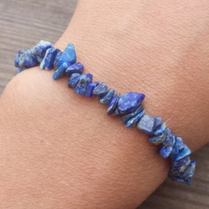 LAPIS LAZULI Natural Stone Gemstone Stretchy Chip Bracelet image 3