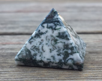 TREE AGATE natural Medium gemstone crystal pyramid 27-30mm