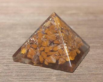 Small (25-30mm) YELLOW JASPER Orgone Gemstone Pyramid Small Pyramid Orgone