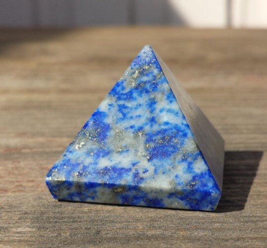 LAPIS LAZULI natural Medium gemstone crystal pyramid 27-30mm