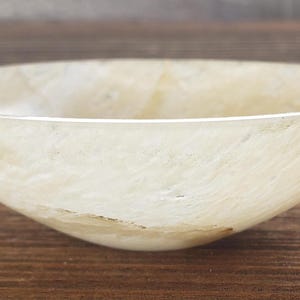 GOLDEN QUARTZ BOWL Natural Stone Hand Carved Gemstone Bowl [29]