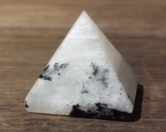 RAINBOW MOONSTONE natural Medium gemstone crystal pyramid 27-30mm