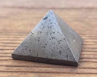 Pyramids/Spheres/Eggs