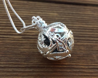 ROUND FILIGREE CAGE Pendant With Black Tourmaline Crystal Pendant