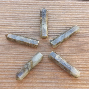 NATÜRLICHE LABRADORIT Einzelterminierte Edelstein-Kristallstiftspitze (One)