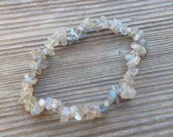 LABRADORITE Natural Stone Gemstone Stretchy Chip Bracelet