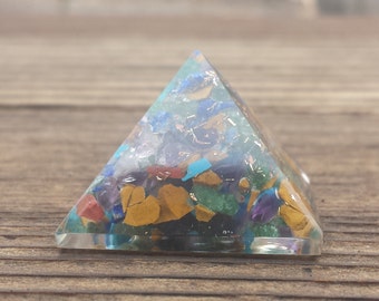 Small (25-30mm) 7 CHAKRA MIXED Orgone Gemstone Pyramid Small Pyramid Orgone