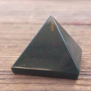 BLOODSTONE natural small gemstone crystal pyramid 20-22