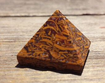 CALLIGRAPHY STONE natural small gemstone crystal pyramid 20-22