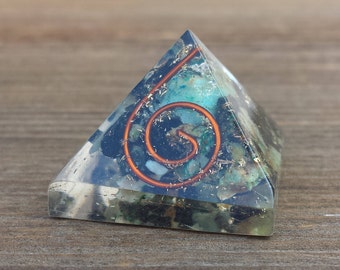 Small (25-30mm) CHRYSOCOLLA COIL Orgone Gemstone Pyramid Small Pyramid Orgone