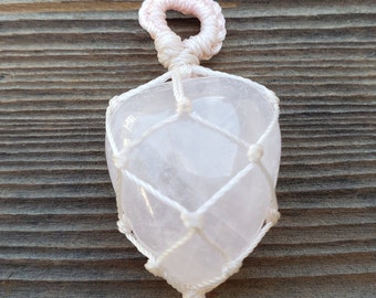 ROSE QUARTZ Netted (Macrame) Tumbled Stone Pendant Stone Natural Gemstone