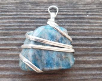 APATITE Spiral Wrapped Tumbled Stone Pendant Gemstone