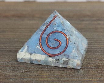 Small (25-30mm) ANGELITE COIL Orgone Gemstone Pyramid Small Pyramid Orgone