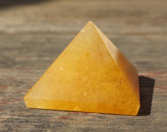 GOLDEN QUARTZ natural Medium gemstone crystal pyramid 27-30mm