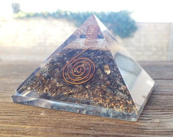 Extra Large (70-75mm) KYANITE Orgone Gemstone Pyramid X-Large Pyramid Orgone