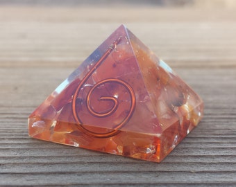 Small (25-30mm) CARNELIAN COIL Orgone Gemstone Pyramid Small Pyramid Orgone