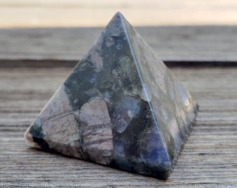 RHYOLITE natural Medium gemstone crystal pyramid 27-30mm