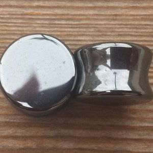 Pair of Real HEMATITE Flat Plugs Gauges Body Jewelry Double Flared - Pick Size