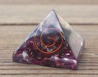 Small (25-30mm) GARNET COIL Orgone Gemstone Pyramid Small Pyramid Orgone