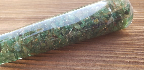 ORGONE JADE 滑らかな宝石マッサージワンド ストーンクリスタルワンド 