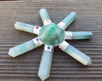 Green Aventurine Natural Gemstone Energy Generator
