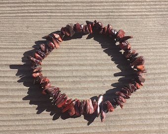 RED TIGER IRON Natural Stone Gemstone Stretchy Chip Bracelet