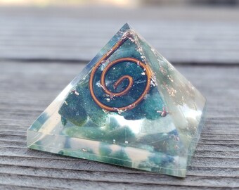 Small (25-30mm) JADE COIL Orgone Gemstone Pyramid Small Pyramid Orgone