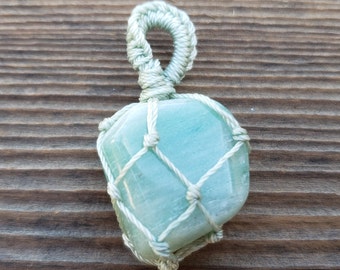GREEN AVENTURINE Netted (Macrame) Tumbled Stone Pendant Stone Natural Gemstone