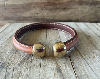 Half-round brown leather bracelet with gold tip