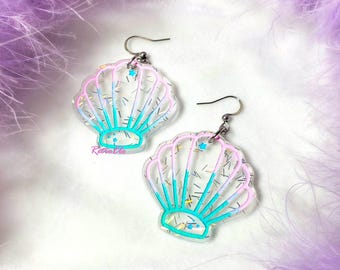 Pastellfärgade regnbågsfärgade skimrande glitterörhängen med snäckskal | Kustsmycken | Kawaiiörhängen | Strandaccessoarer