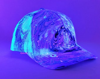 Purple Galaxy Splatter Trucker Hat-Blacklight, unique en son genre, chapeau vaporwave, chapeau de baseball, chapeau en marbre