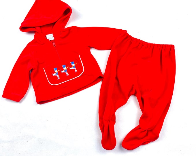 Vtg Baby 2 piece suit, Vintage  red velour top and pants set, hooded top, footie pants, Size 3M