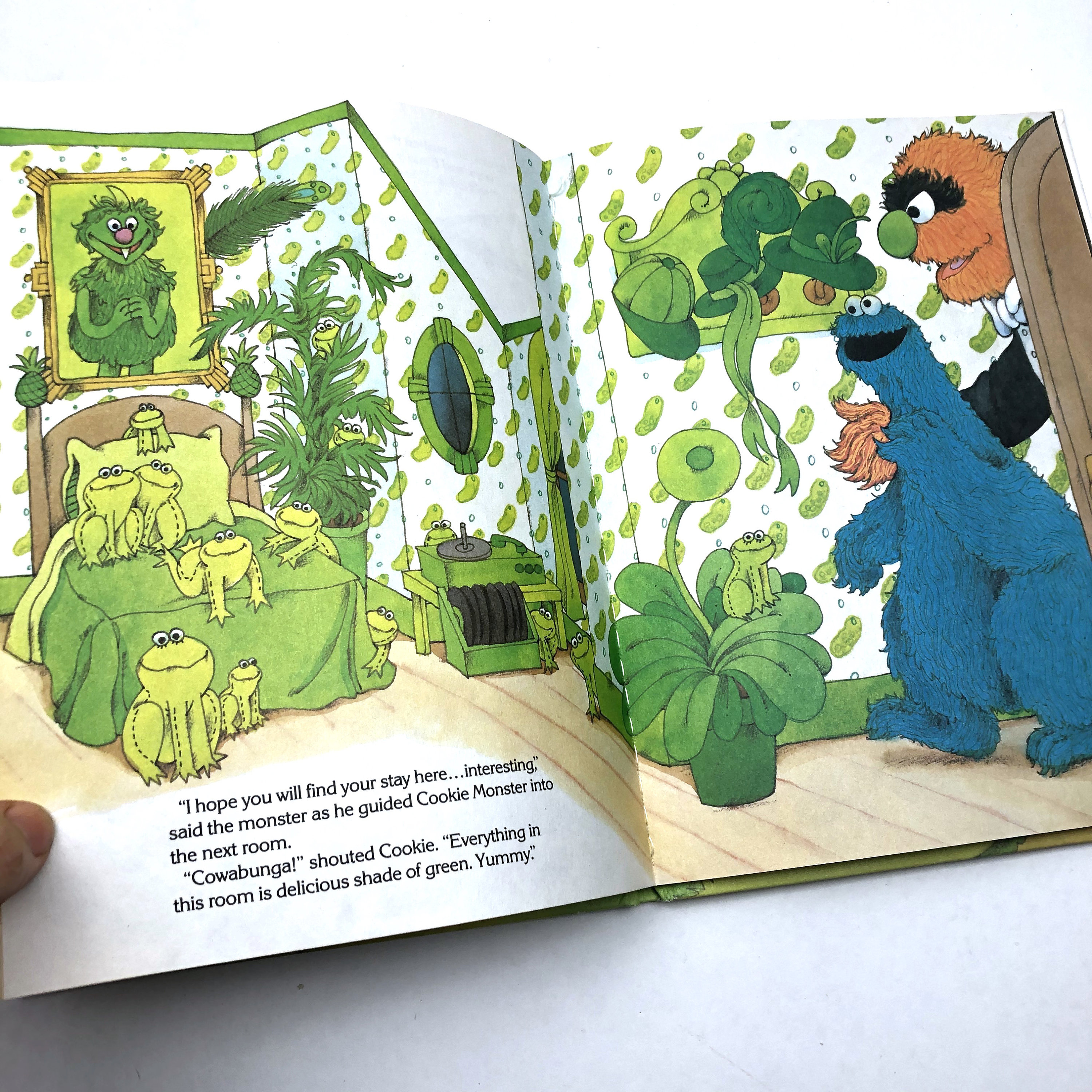 80's Sesame Street The House of Seven Colors Book, Muppets Monsters