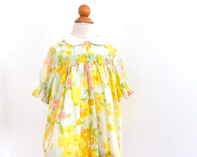 Vtg Polly Flinders floral dress, 70's floral smocked dress, Size 3T
